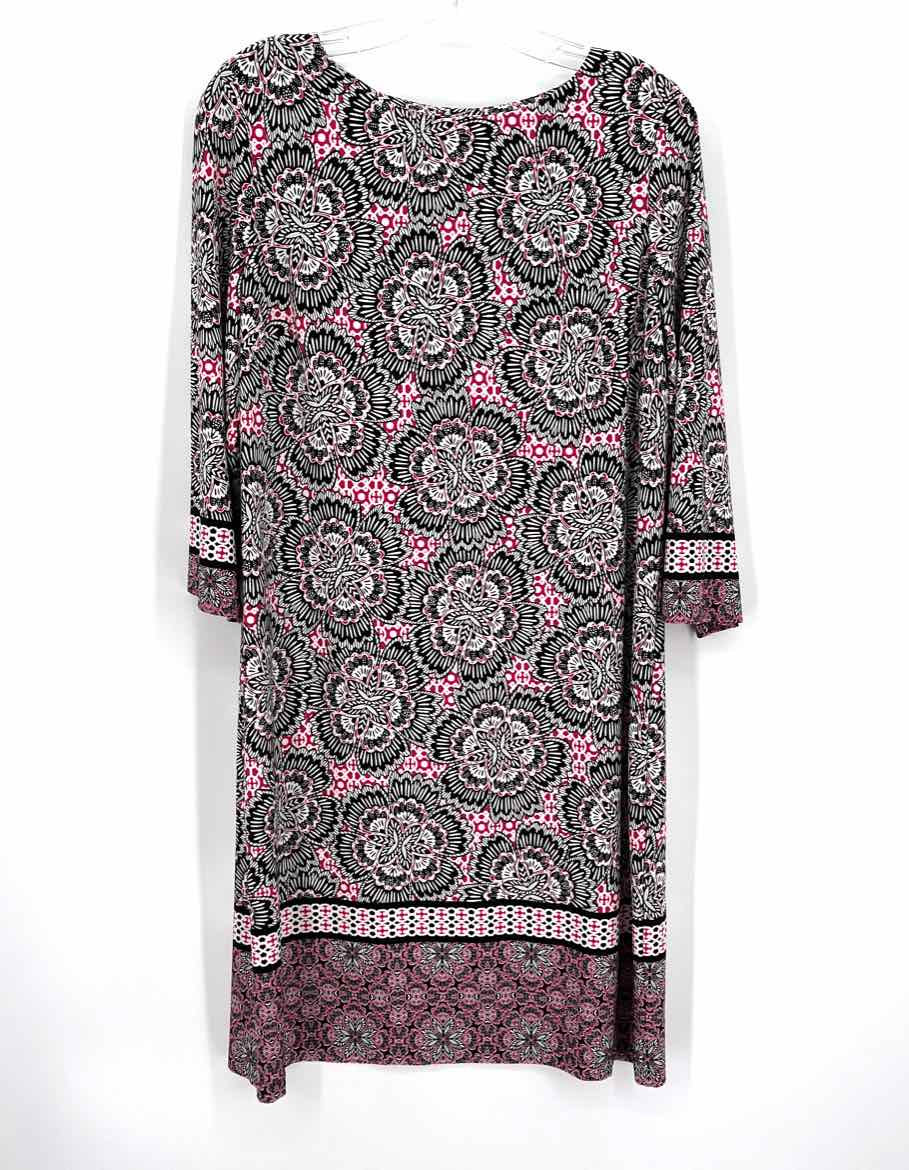 Size M Chico's Fuschia Dress
