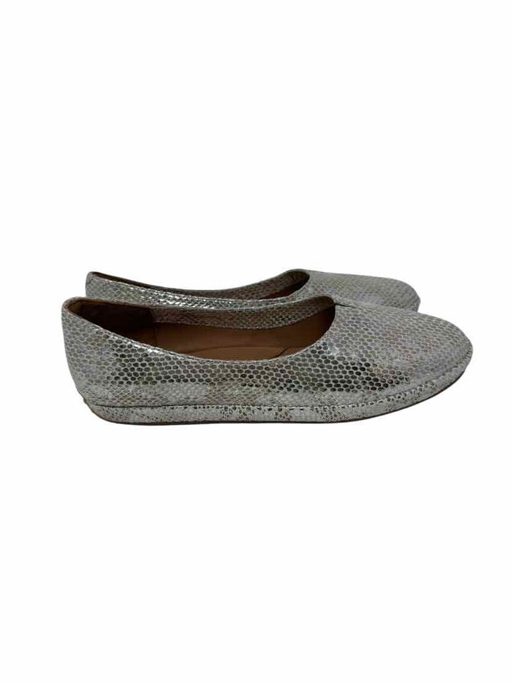 Shoe Size 9 Silver Flats