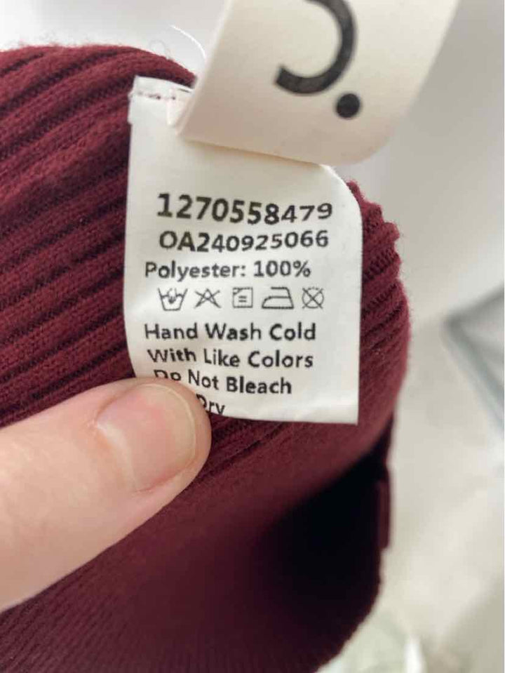 Size S COMMENSE Burgundy Knit Sweater
