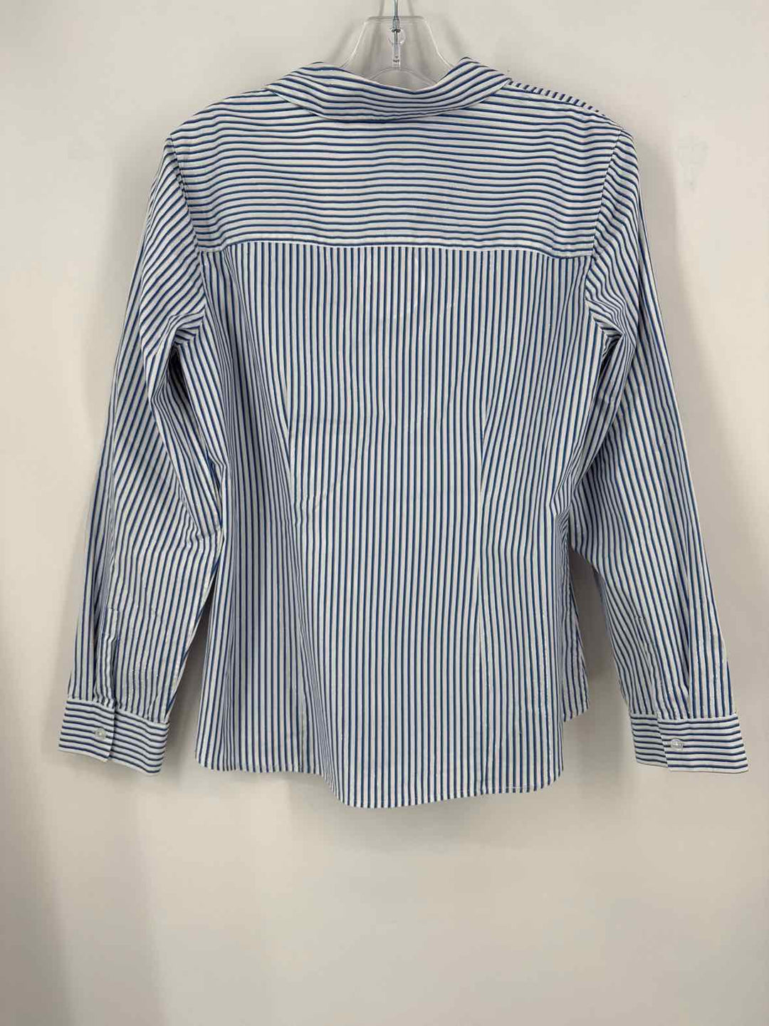 Size M Chico's Blue Print Shirt