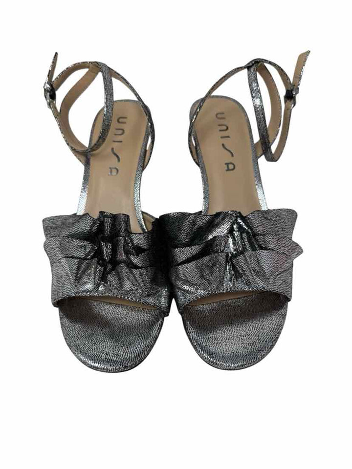 Shoe Size 11 UNISA Silver Pumps