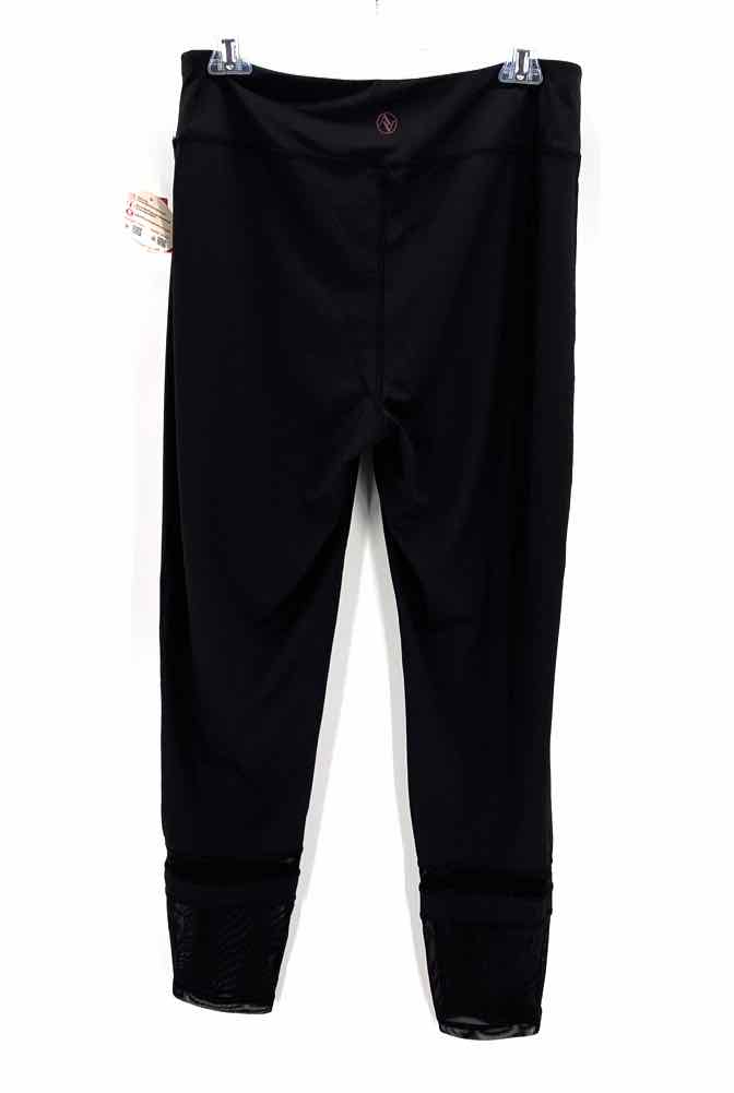 Size XL ADRIENNE VITTADINI Black Knit Leggings