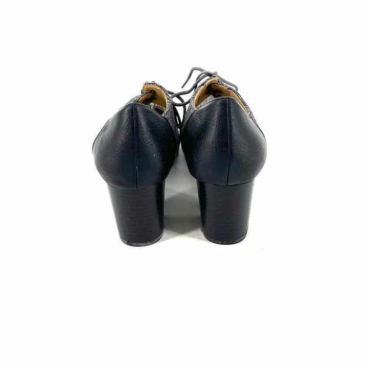 Shoe Size 8 Naturalizer Gray Heels