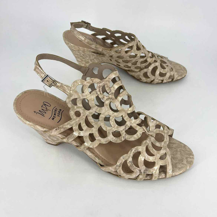 Shoe Size 10 IMPO Champagne Sandals
