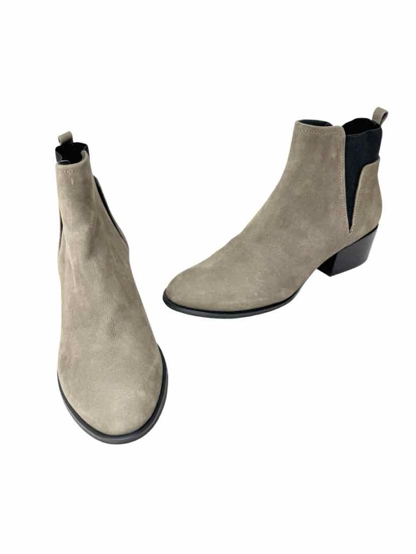Shoe Size 8 Kenneth Cole Gray Boots