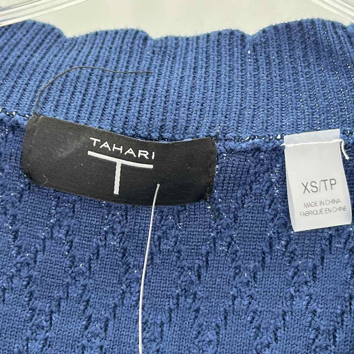 Size XS TAHARI Blue Knit Cardigan