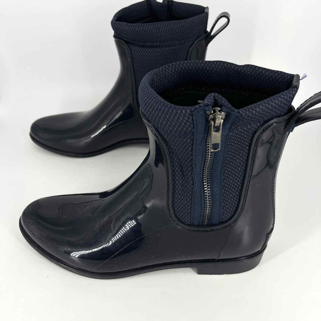 Shoe Size 11 Nine West Navy Knit Boots