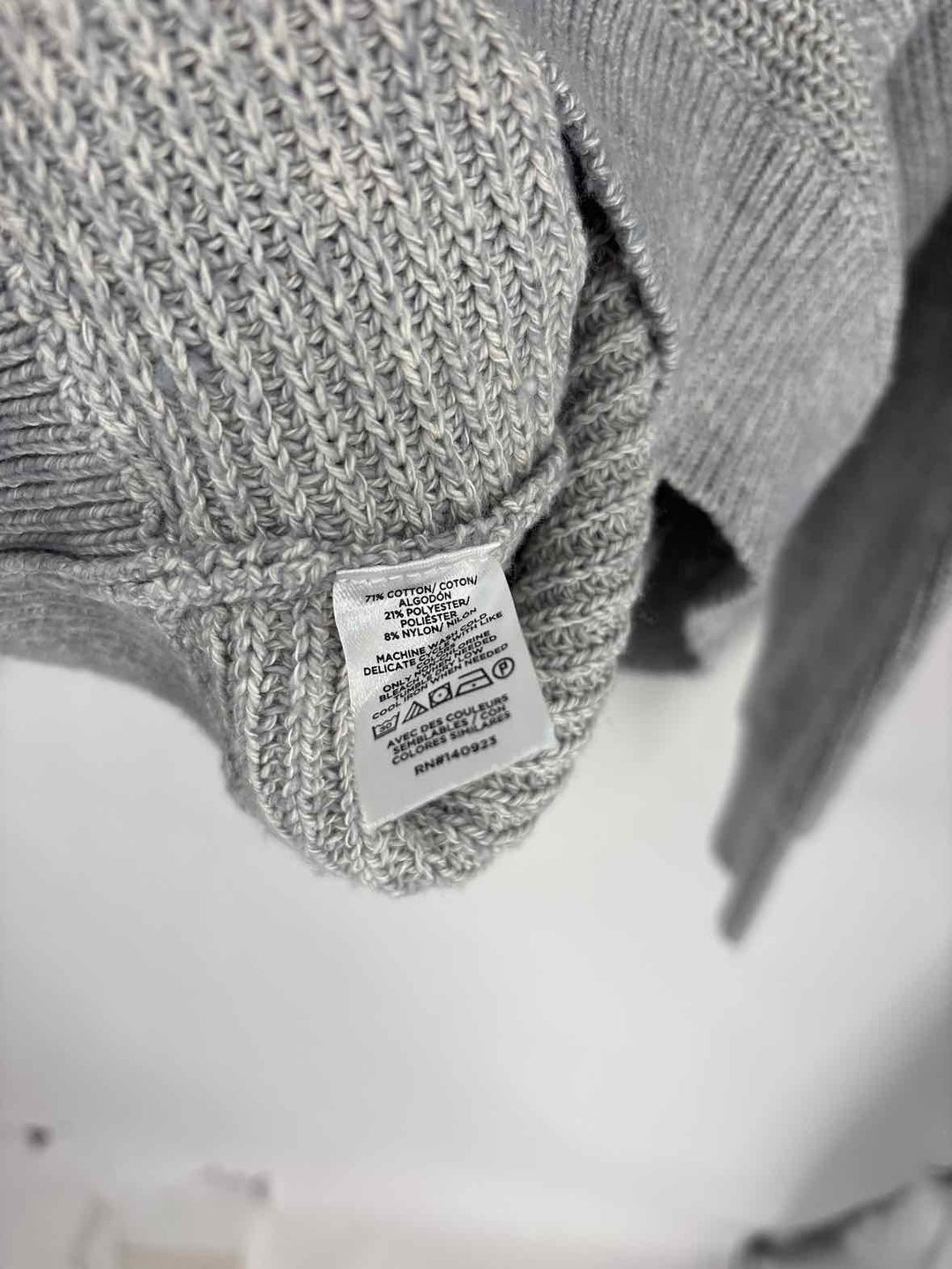 Size XL Ann Taylor Gray Knit Sweater