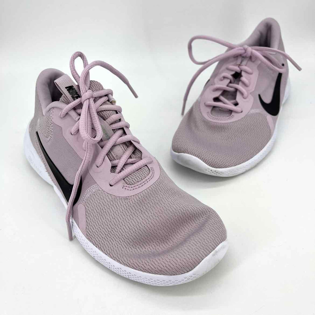 Shoe Size 9 Nike Lilac Knit Sneakers