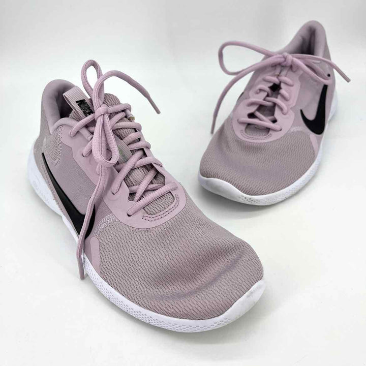 Shoe Size 9 Nike Lilac Knit Sneakers