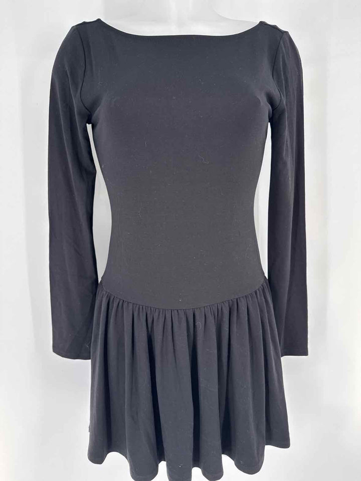 Size M GAP Black Dress