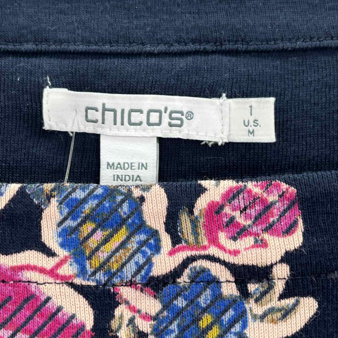 Size M Chico's Navy Knit Shirt