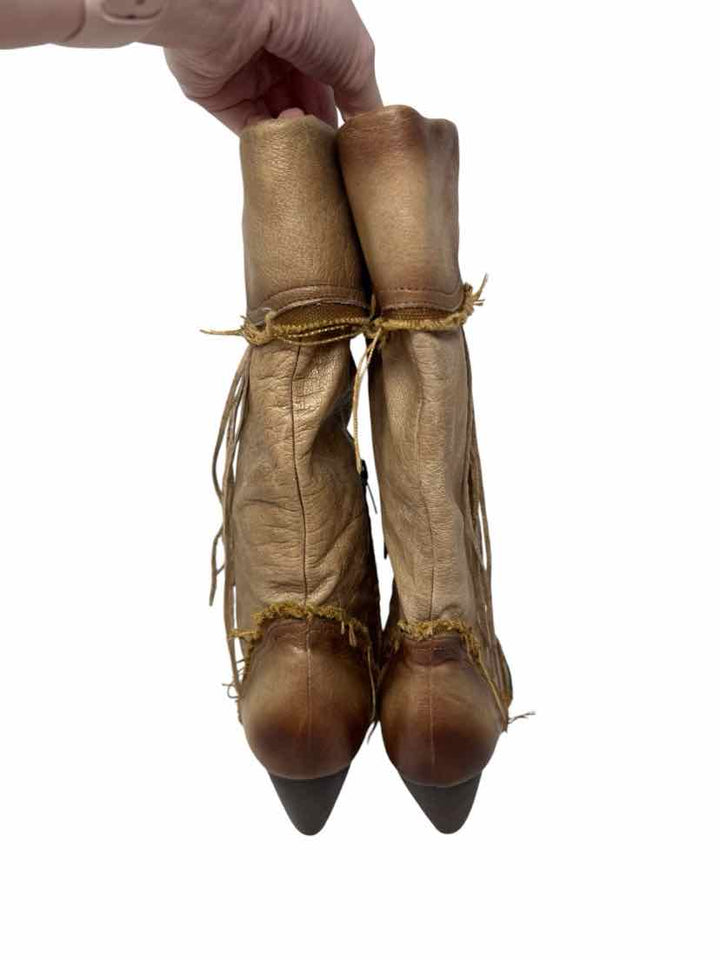 Shoe Size 38 CHOCOLATE BLU Tan Leather Boots
