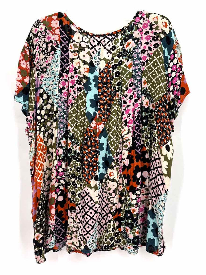 Size 3X Multi-Color Shirt