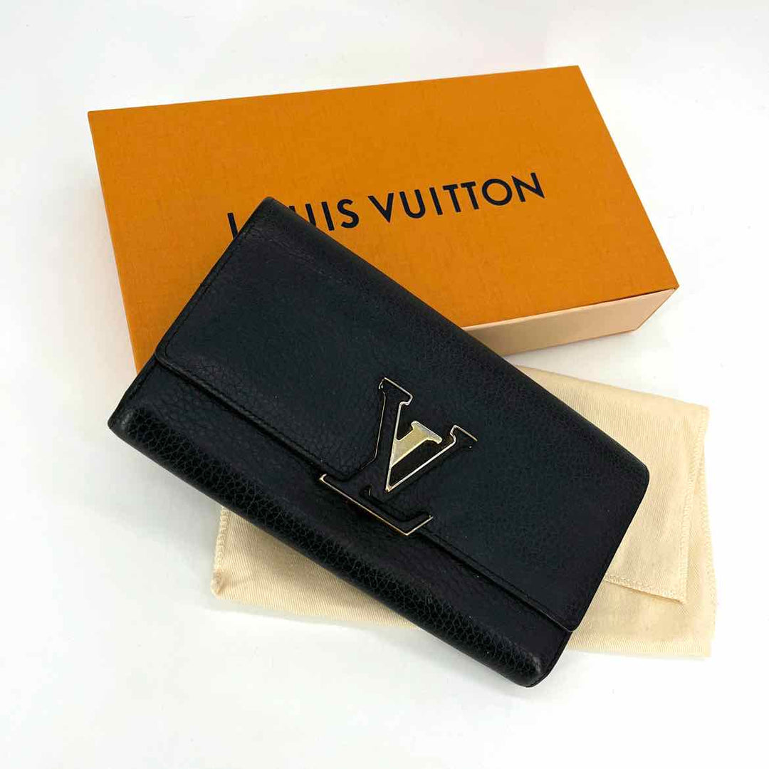 Louis Vuitton Luxury - Wallet
