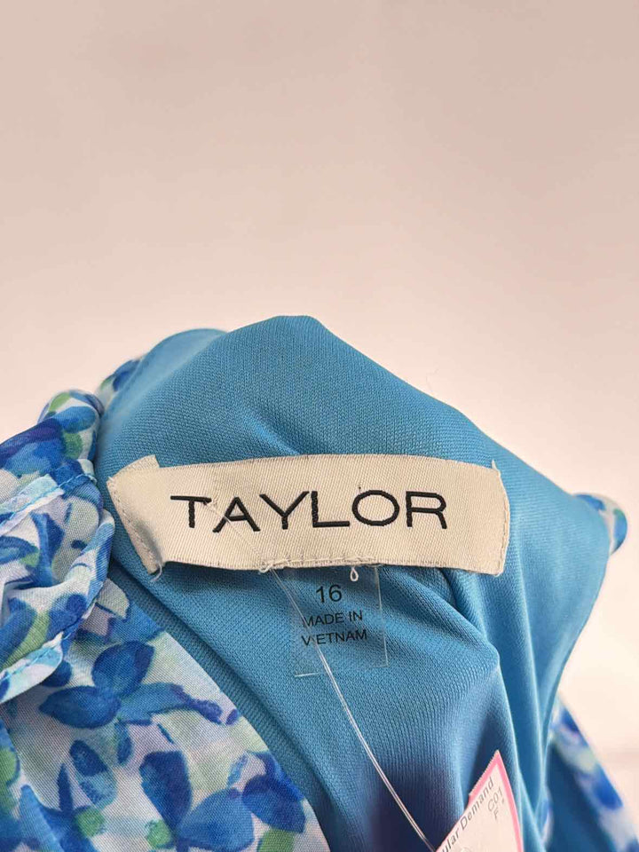 Size L TAYLOR Blue Dress