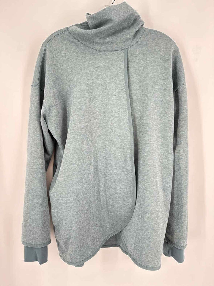 Size M Nike Teal Sweater