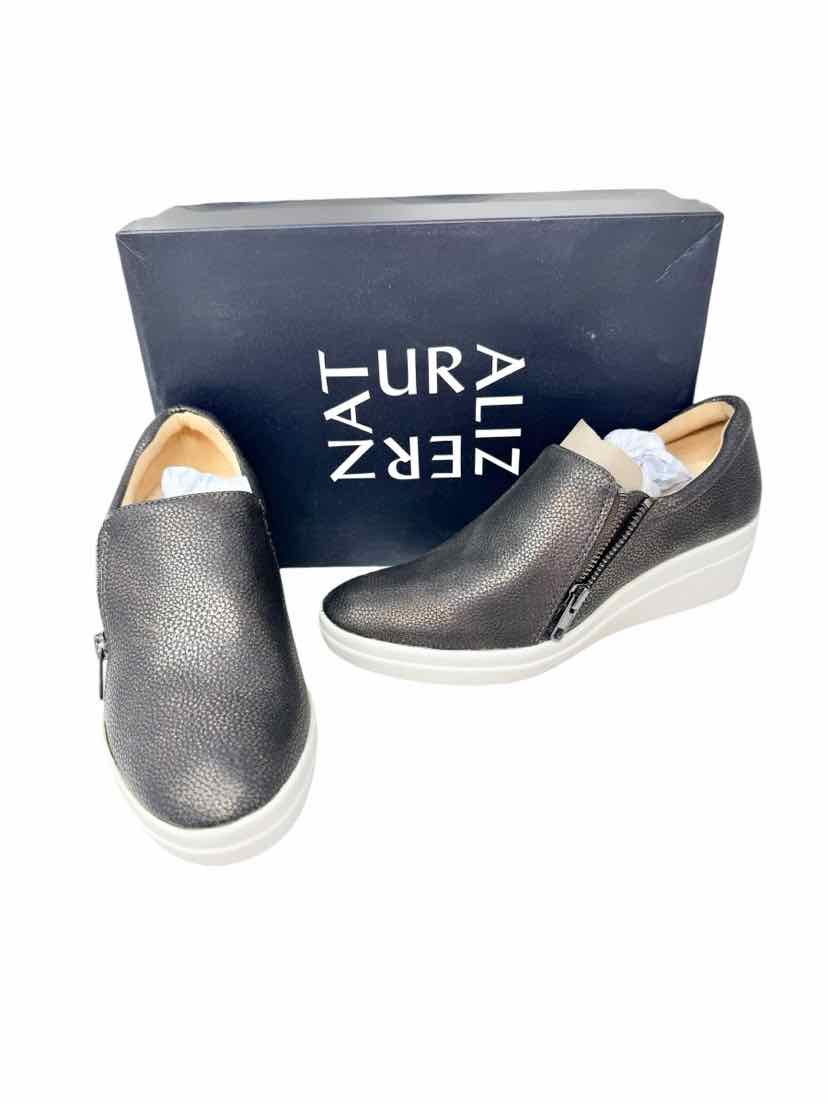 Shoe Size 7 Naturalizer Bronze Sneakers