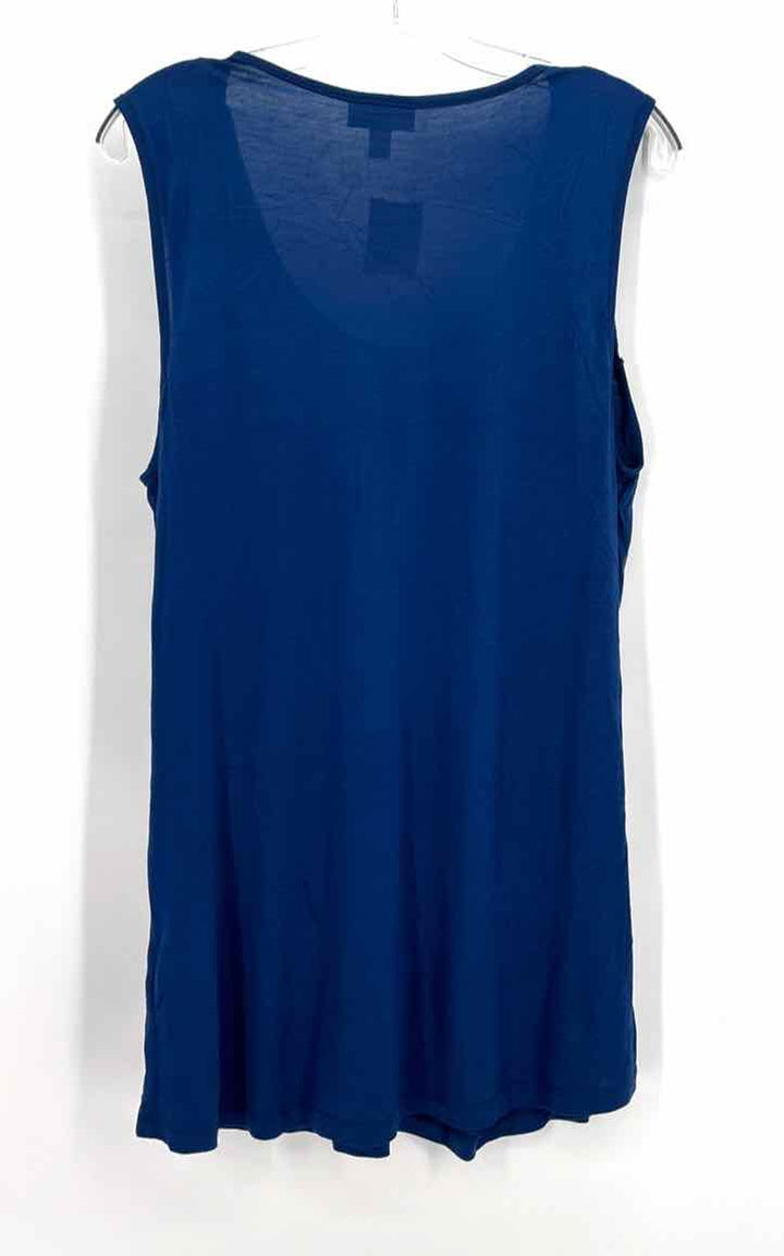 Size 1X Navy Shirt