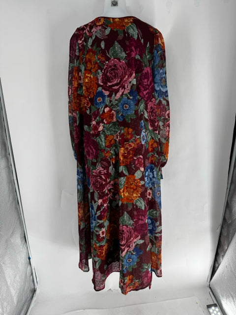 Size M AURA Burgundy Dress
