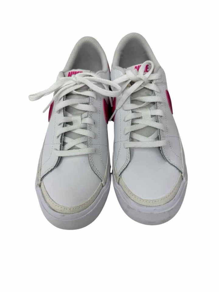 Shoe Size 37.5 Nike White Leather Sneakers