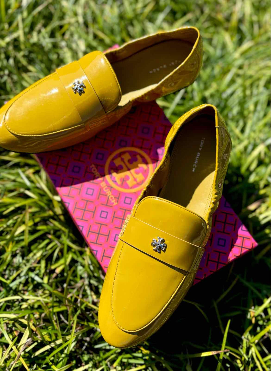 Shoe Size 10.5 Tory Burch Green PATENT Flats