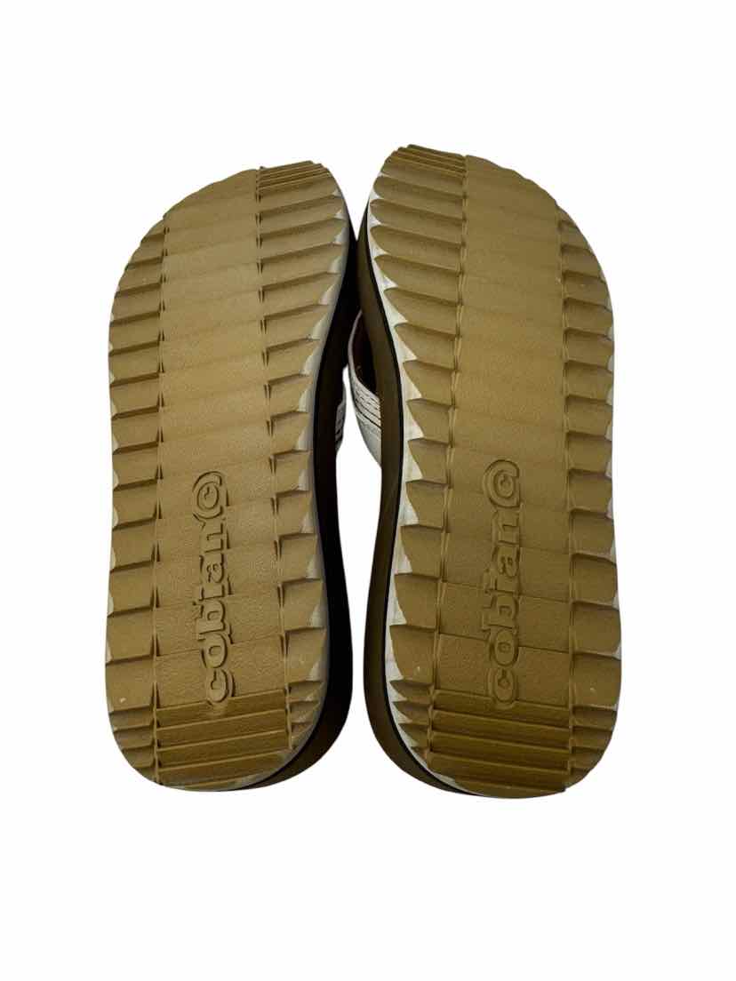 Shoe Size 6.5 Cream Sandals