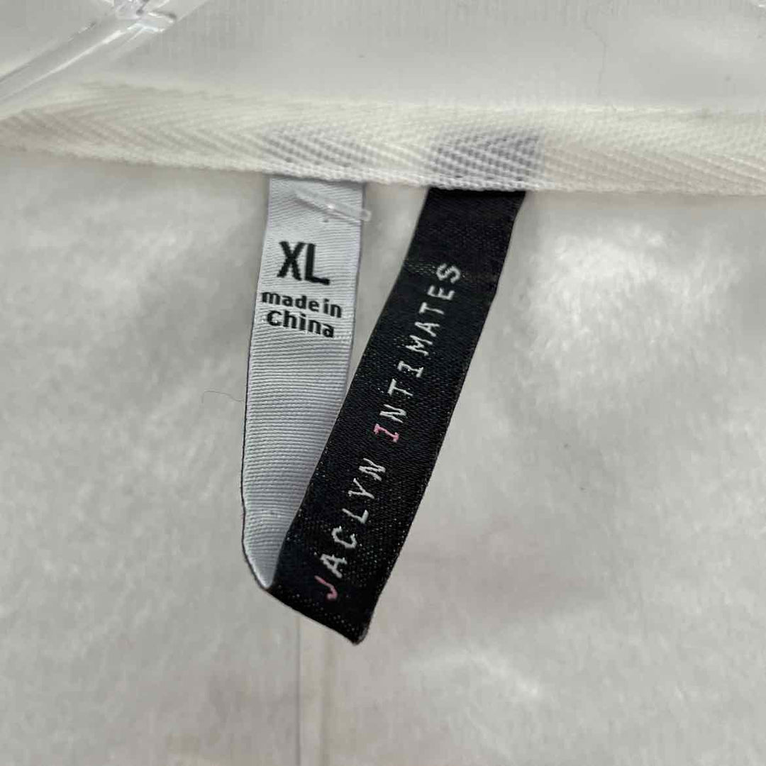 Size XL White Shirt