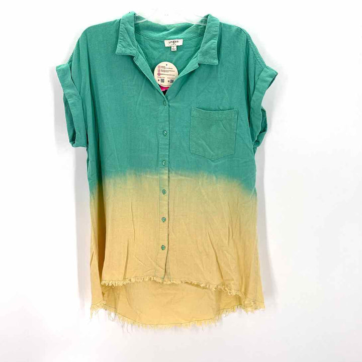 Size L Umgee Multi-Color Knit Shirt