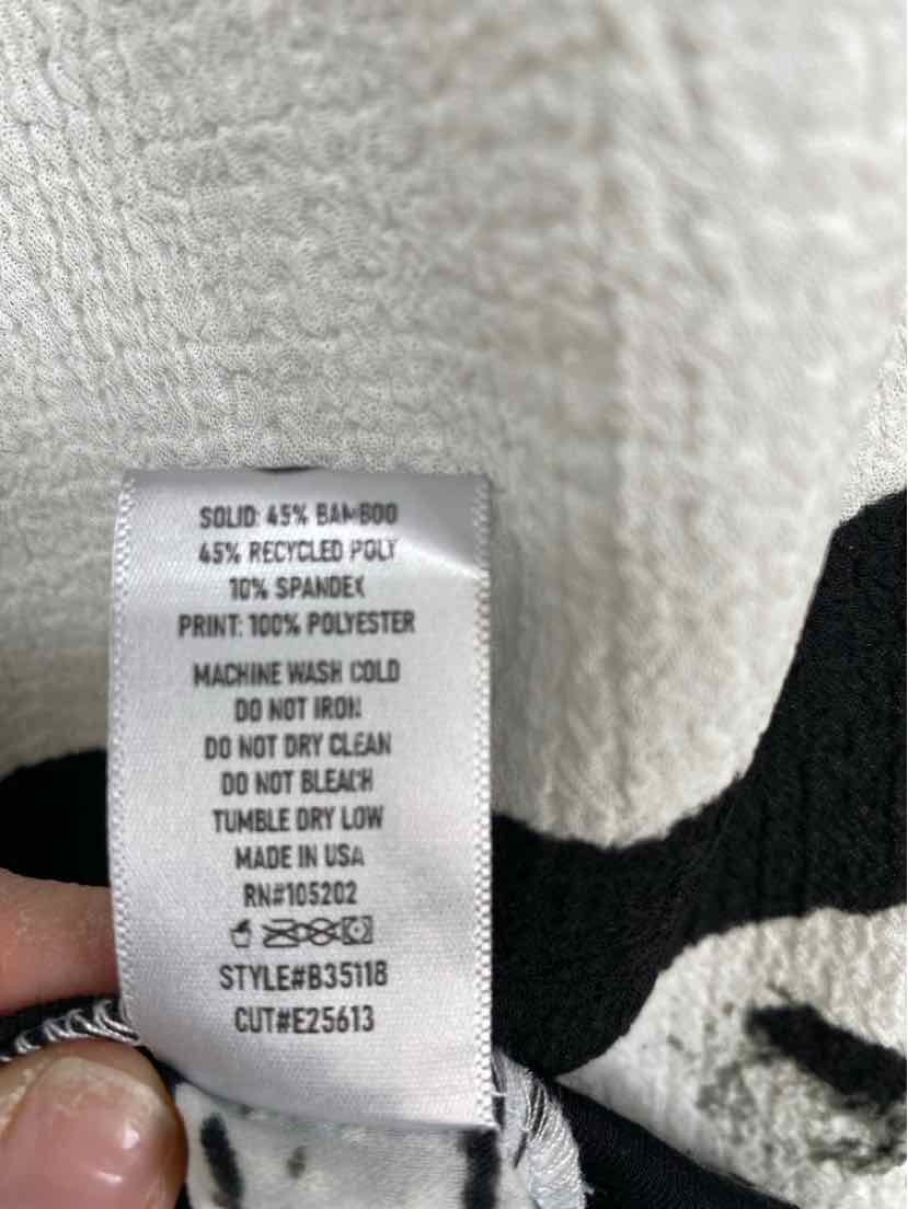 Size L Black/White Dress