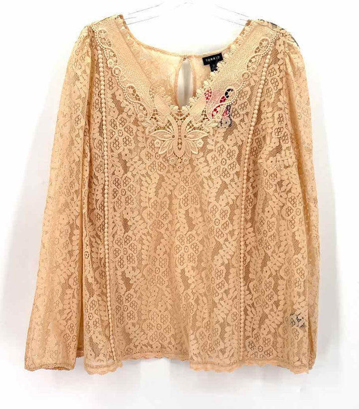 Size 12 Torrid Beige Lace Shirt