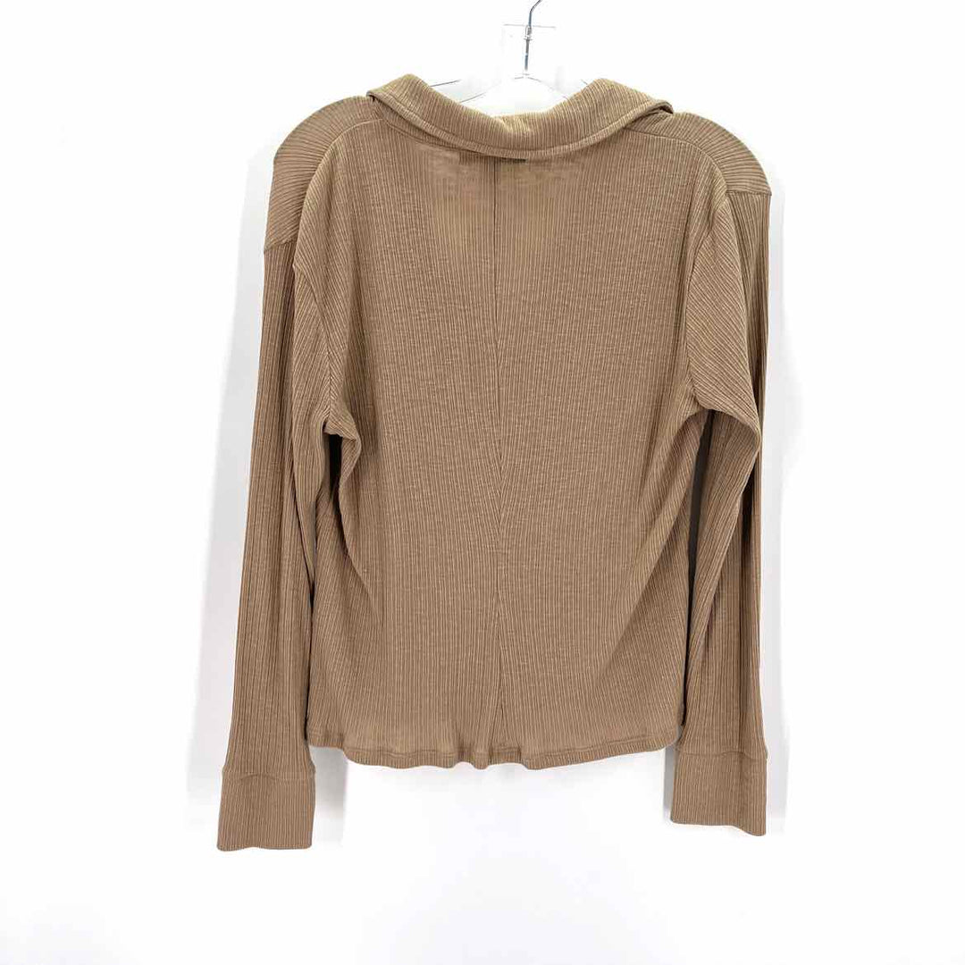 Size M Banana Republic Tan Shirt