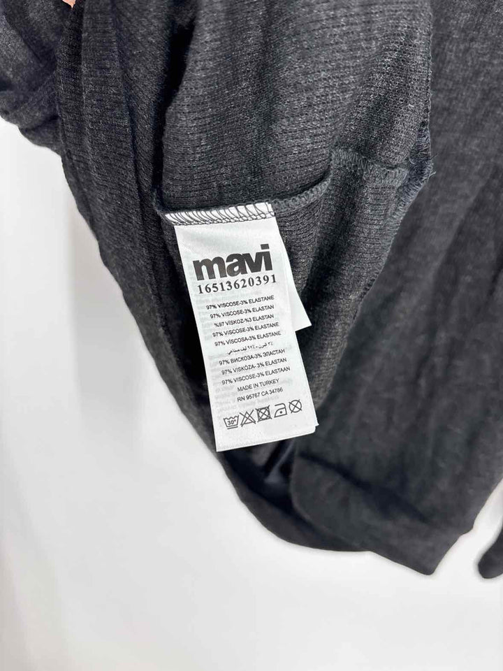 Size L Gray Shirt