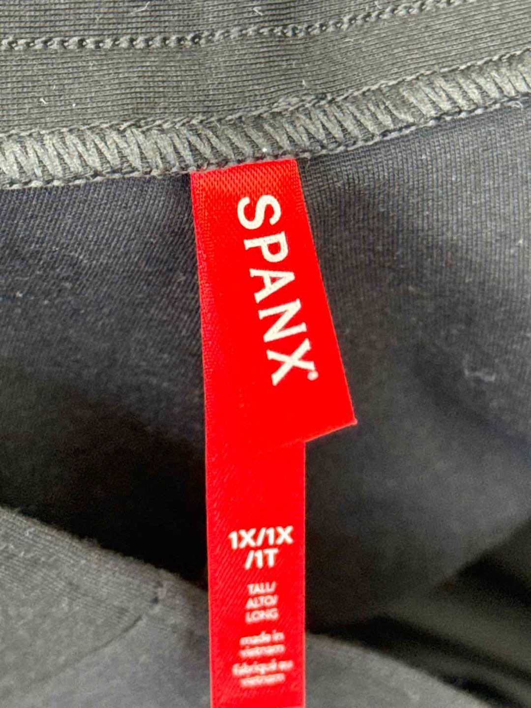 Size 1X SPANX Black Pants