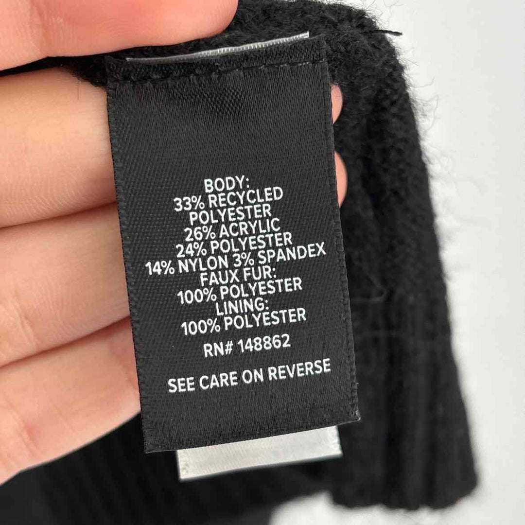 Size 1X Torrid Black Sweater