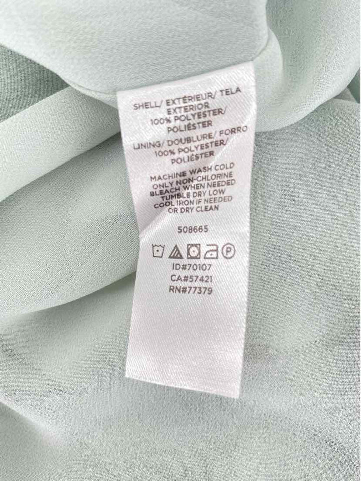 Size M Ann Taylor MINT Shirt