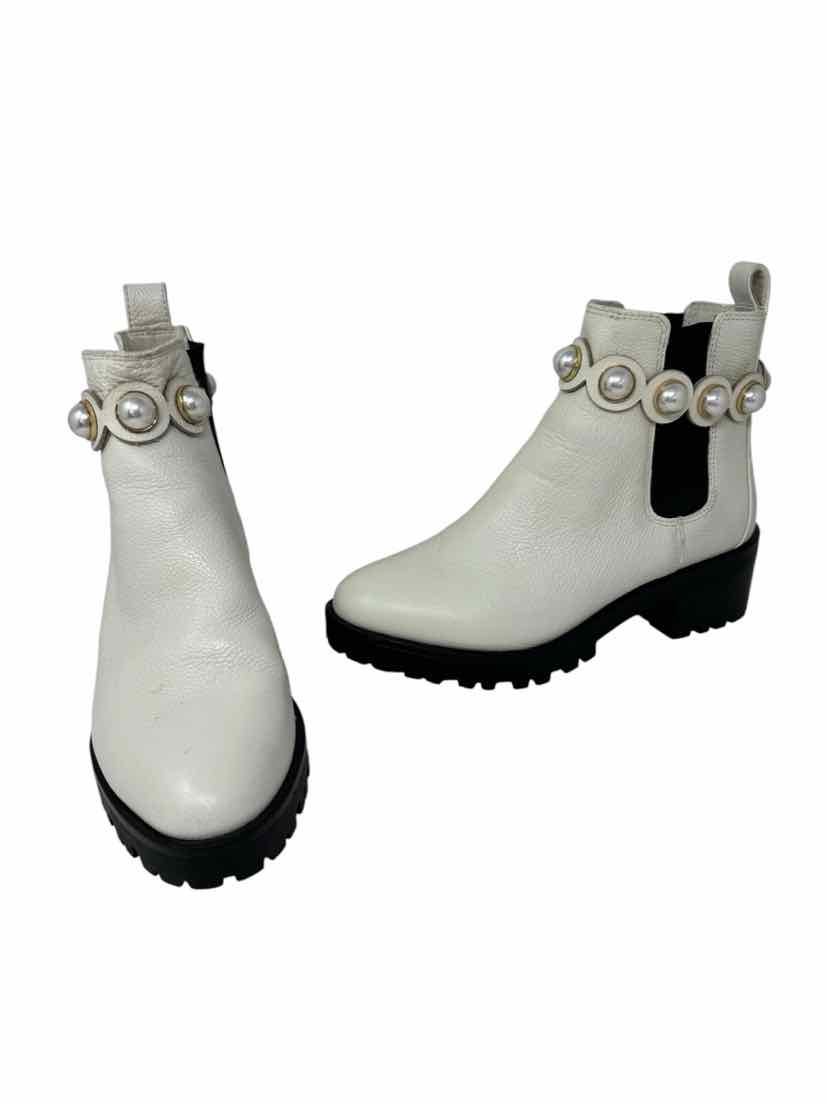 Shoe Size 37.5 KARL LAGERFELD Ivory Leather Boots