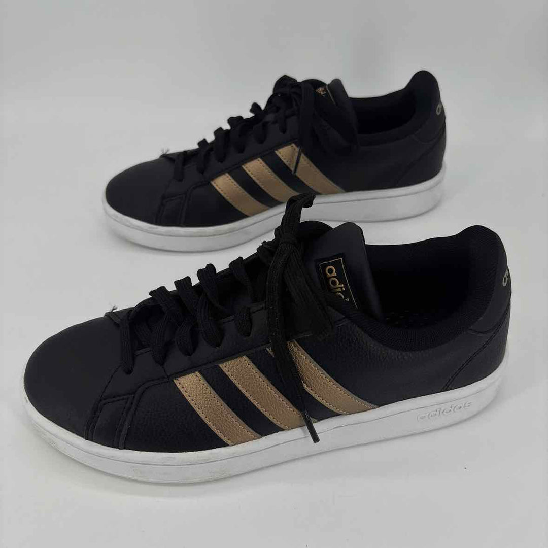 Shoe Size 8.5 Adidas Black Leather Sneakers