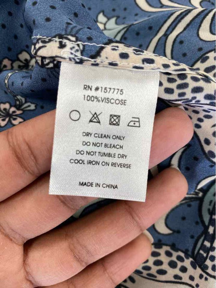 Size XS Multi-Color Shirt