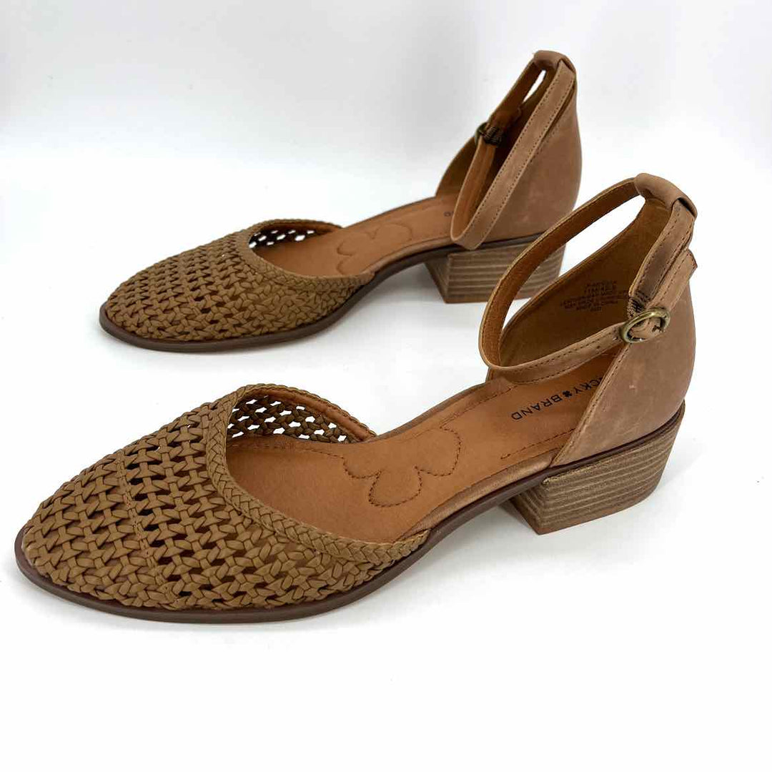 Shoe Size 11 LUCKY Brown Leather Sandals