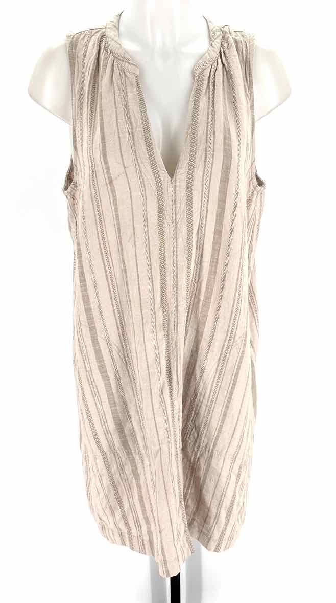 Size M Splendid Tan Dress