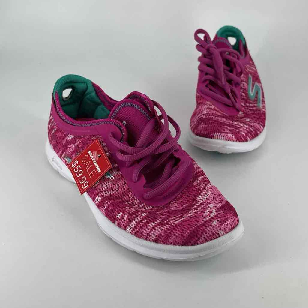 Shoe Size 6.5 Sketchers Hot Pink Knit Sneakers