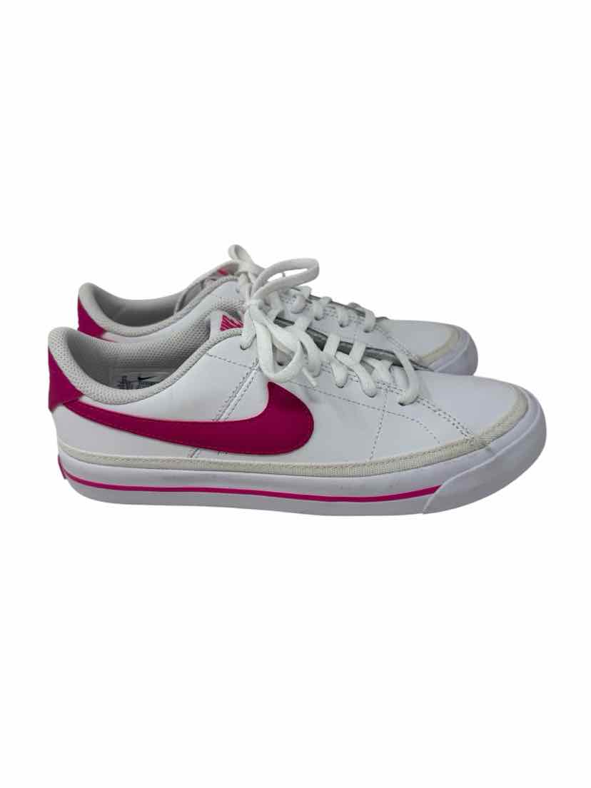 Shoe Size 37.5 Nike White Leather Sneakers