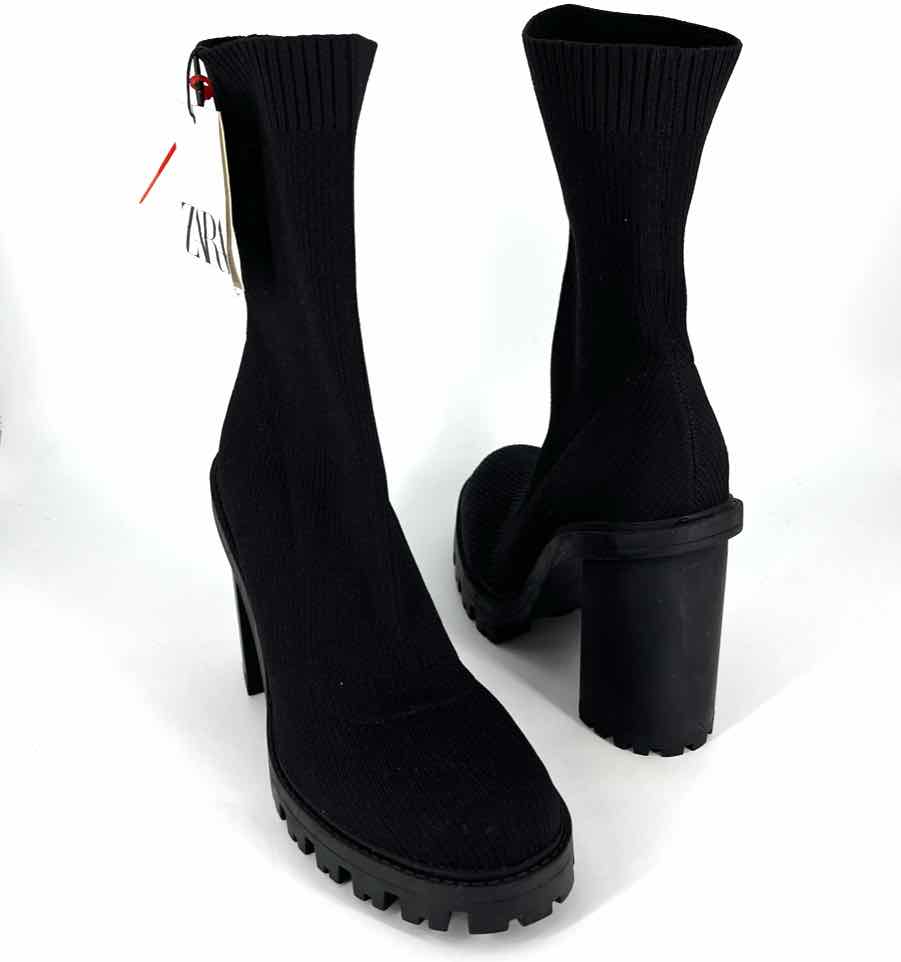 Shoe Size 8 ZARA Black Knit Boots