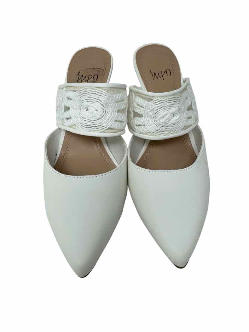 Shoe Size 7.5 IMPO White Pumps