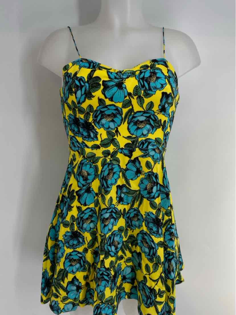 Size S Alice + Olivia Yellow Dress