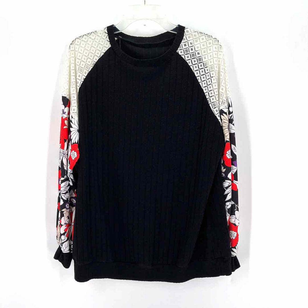 Size 2X Black Shirt