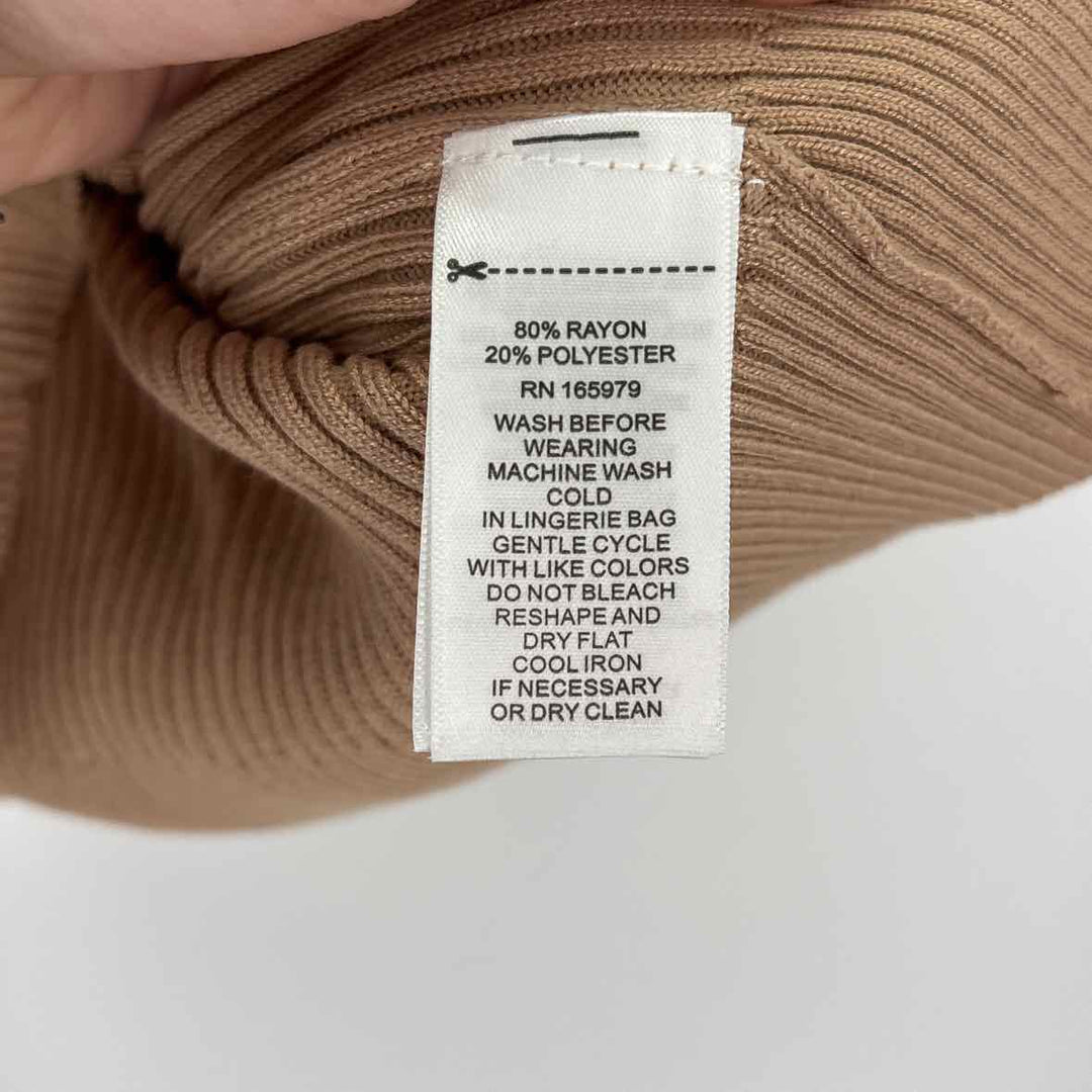 Size Petite CABLE & GAUGE Tan Sweater