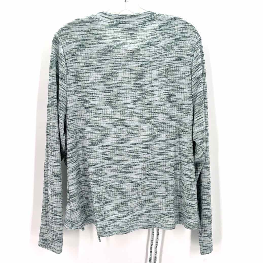 Size 18/20 LANE BRYANT Light Blue Shirt