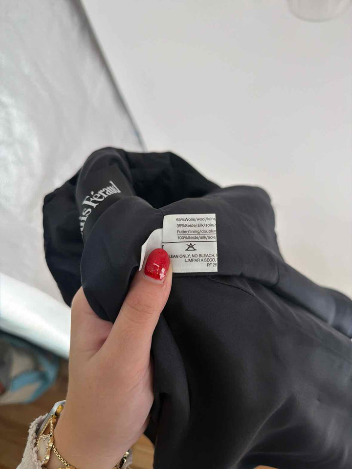 Size S Black Blazer